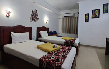 Budget Hotels in Chennai   Hotel Mallika Residency near US Consulate and Chennai Railway Station | Standard AC Room